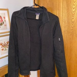 Patagonia slim fit jacket